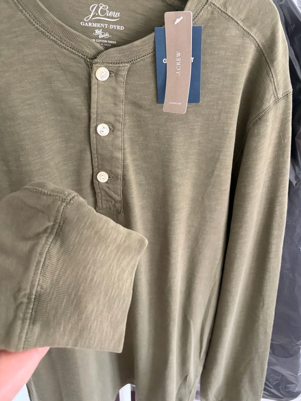 J.Crew Men's Garment Dyed Slub Cotton Henley Medium